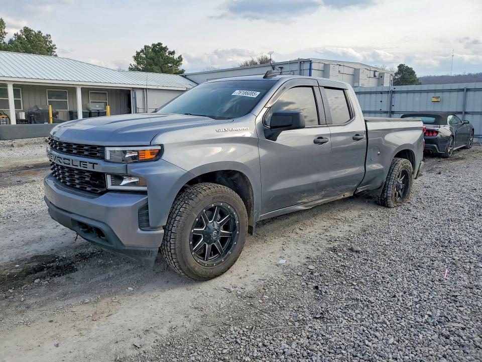 2021 CHEVROLET SILVERADO — VIN 1GCRWBEK0MZ298224