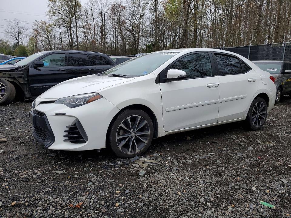 2018 TOYOTA COROLLA — VIN 2T1BURHE3JC014595