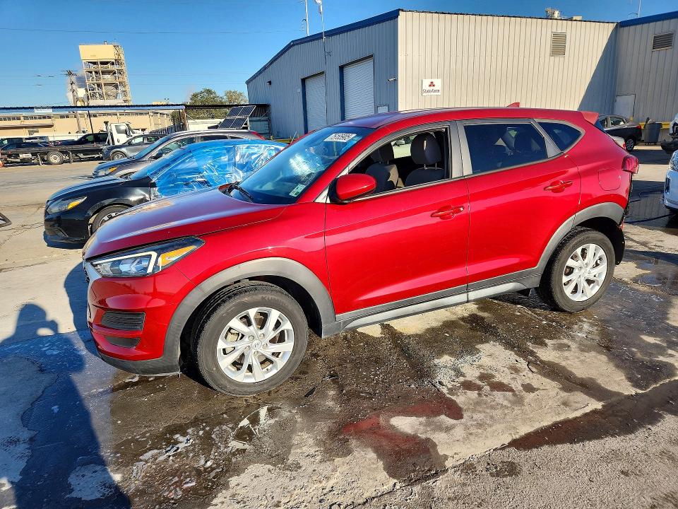 2021 HYUNDAI TUCSON SE — VIN KM8J23A42MU366568