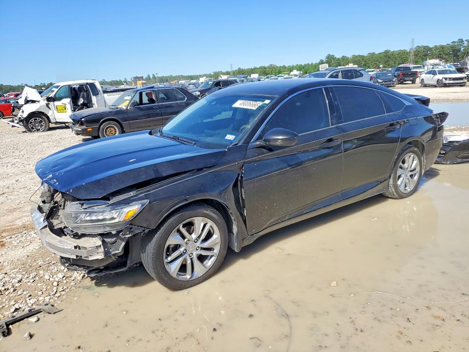 2018 HONDA ACCORD — VIN 1HGCV1F19JA251536