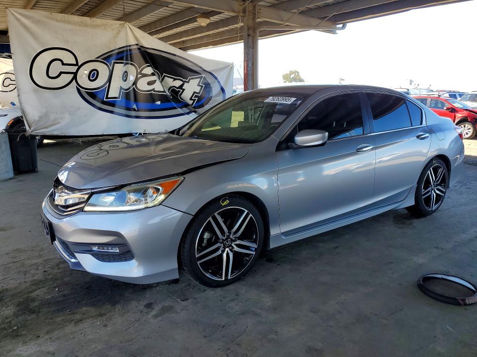 2017 HONDA ACCORD — VIN 1HGCR2F5XHA136631