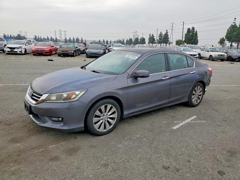 2015 HONDA ACCORD — VIN 1HGCR3F83FA029532