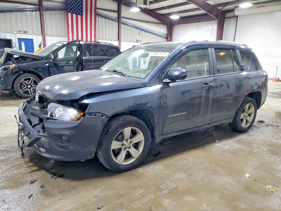 2016 JEEP COMPASS — VIN 1C4NJDEB5GD573001