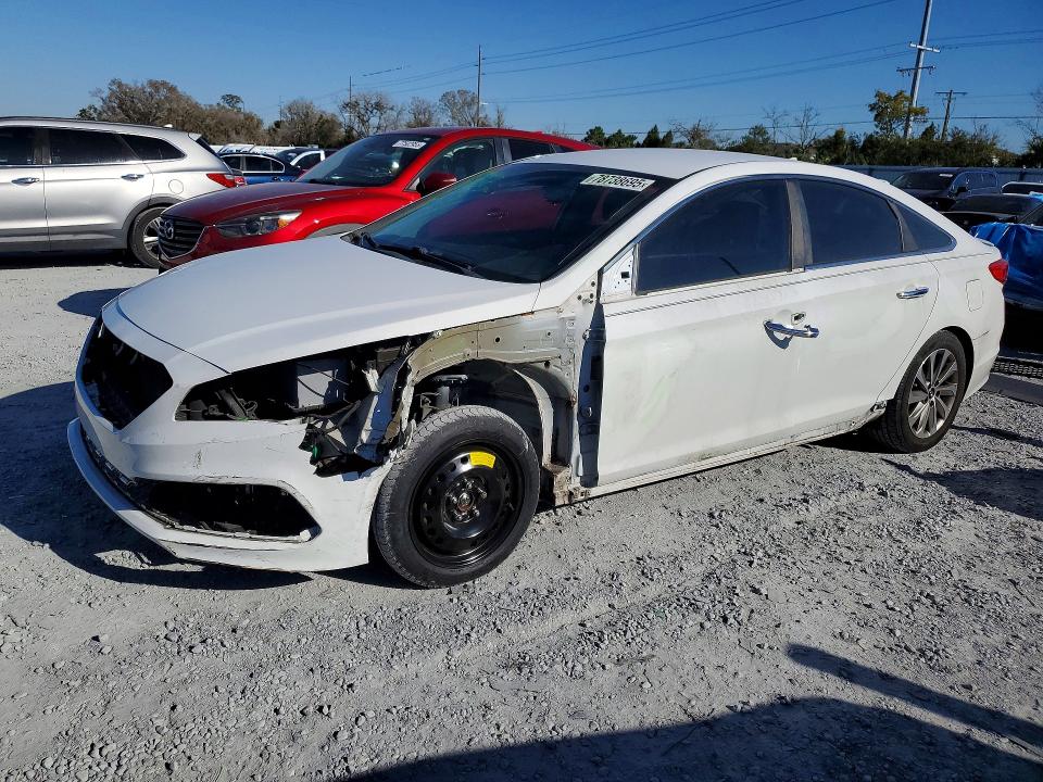 2015 HYUNDAI SONATA — VIN 5NPE34AF0FH079382