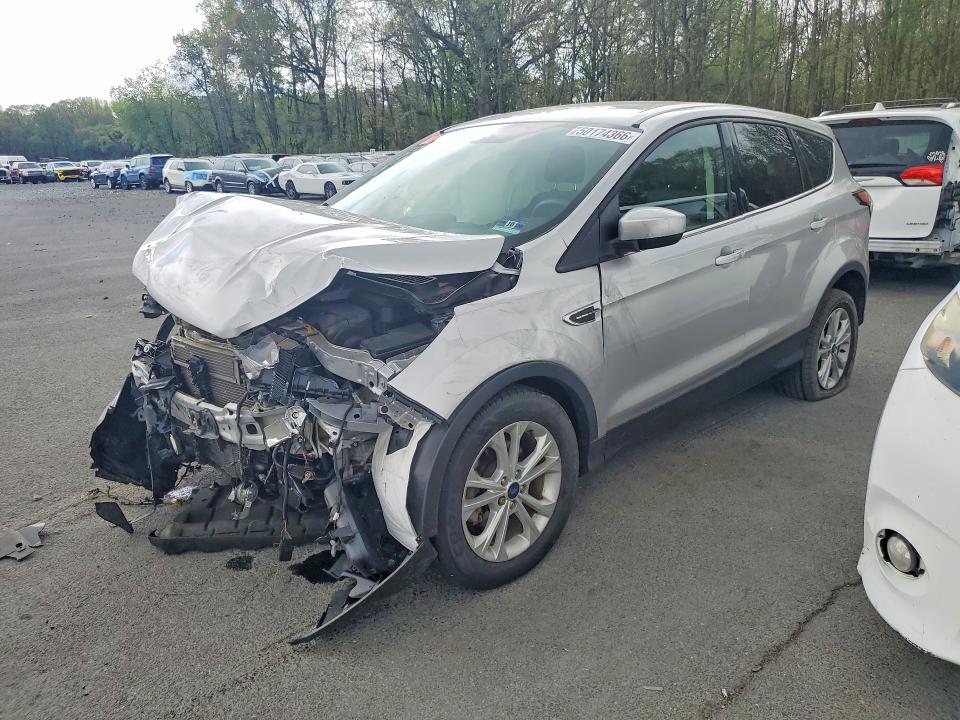2017 FORD ESCAPE — VIN 1FMCU0GD6HUD71772