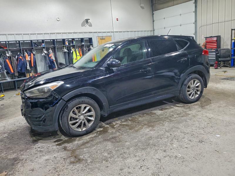 2016 HYUNDAI TUCSON SE — VIN KM8J23A45GU256215