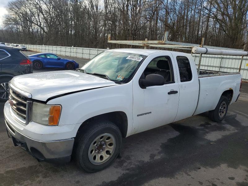 2010 GMC SIERRA C15 — VIN 1GTSCTE06AZ256523