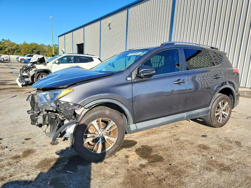 2018 TOYOTA RAV4 — VIN 2T3WFREV8JW499144