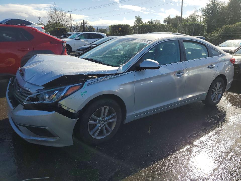 2017 HYUNDAI SONATA — VIN 5NPE24AF5HH511101