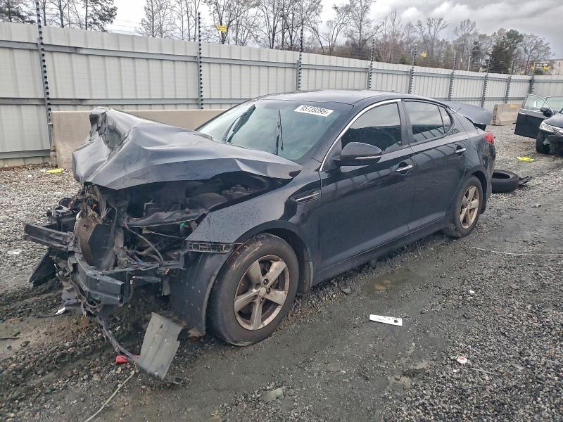 2015 KIA OPTIMA LX — VIN 5XXGM4A74FG373510