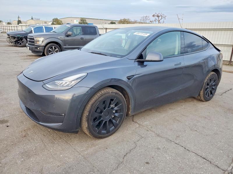 2022 TESLA MODEL Y — VIN 7SAYGDEE4NF419877