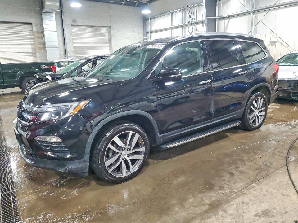 2017 HONDA PILOT — VIN 5FNYF6H95HB105394