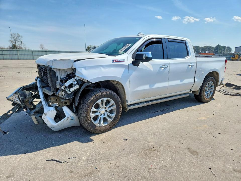 2022 CHEVROLET SILVERADO — VIN 1GCUDGED3NZ606227