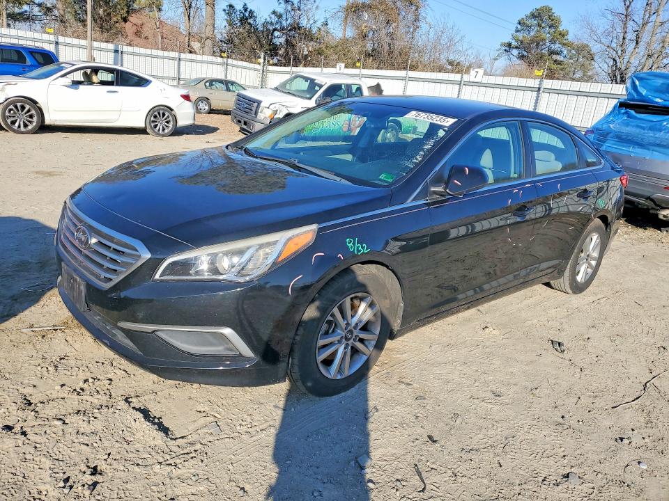 2017 HYUNDAI SONATA — VIN 5NPE24AFXHH590457