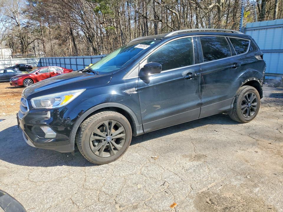 2018 FORD ESCAPE — VIN 1FMCU0GD9JUC10886