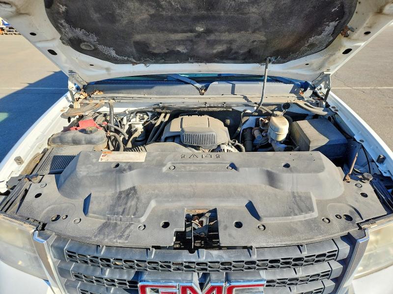1GT220CG2BZ414598