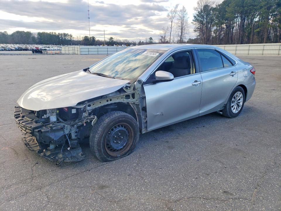2016 TOYOTA CAMRY — VIN 4T1BF1FK4GU547860
