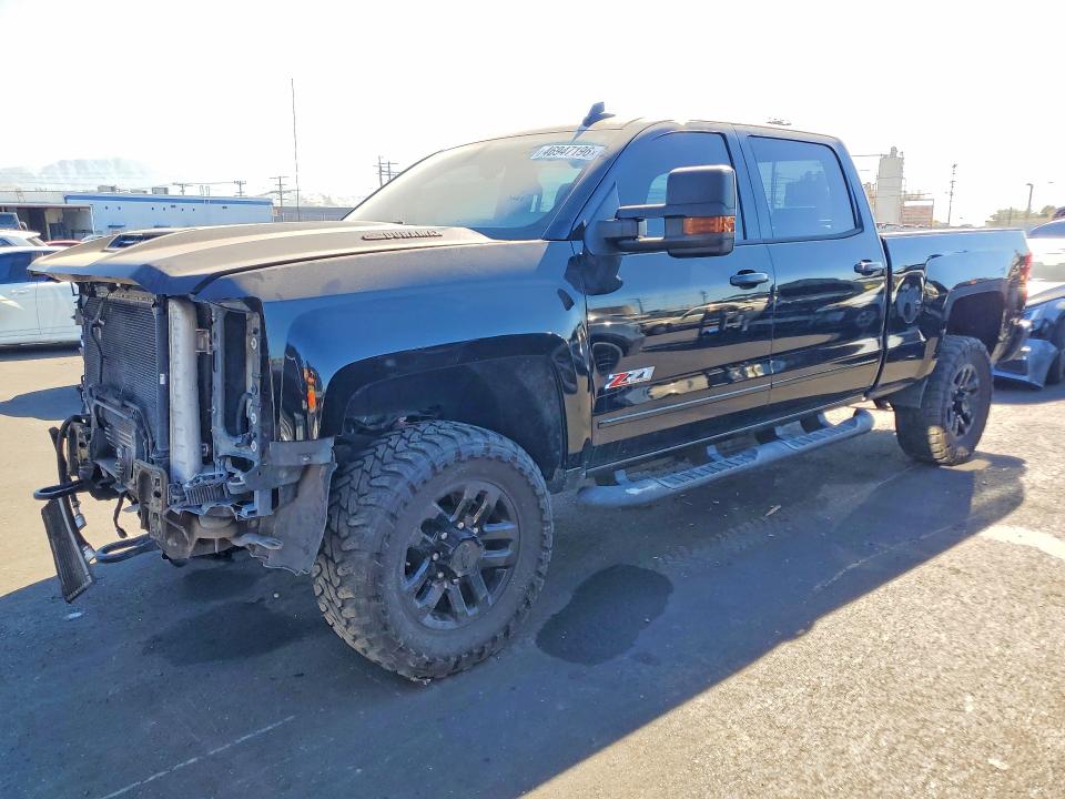 2018 CHEVROLET SILVERADO — VIN 1GC1KVEY4JF117914