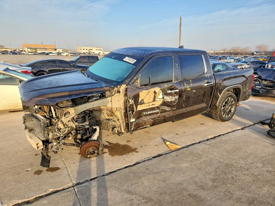2022 TOYOTA TUNDRA — VIN 5TFJA5DB4NX022205