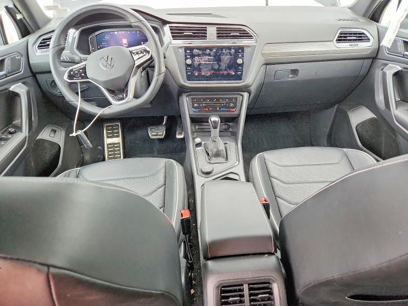 3VV4B7AX7RM106862