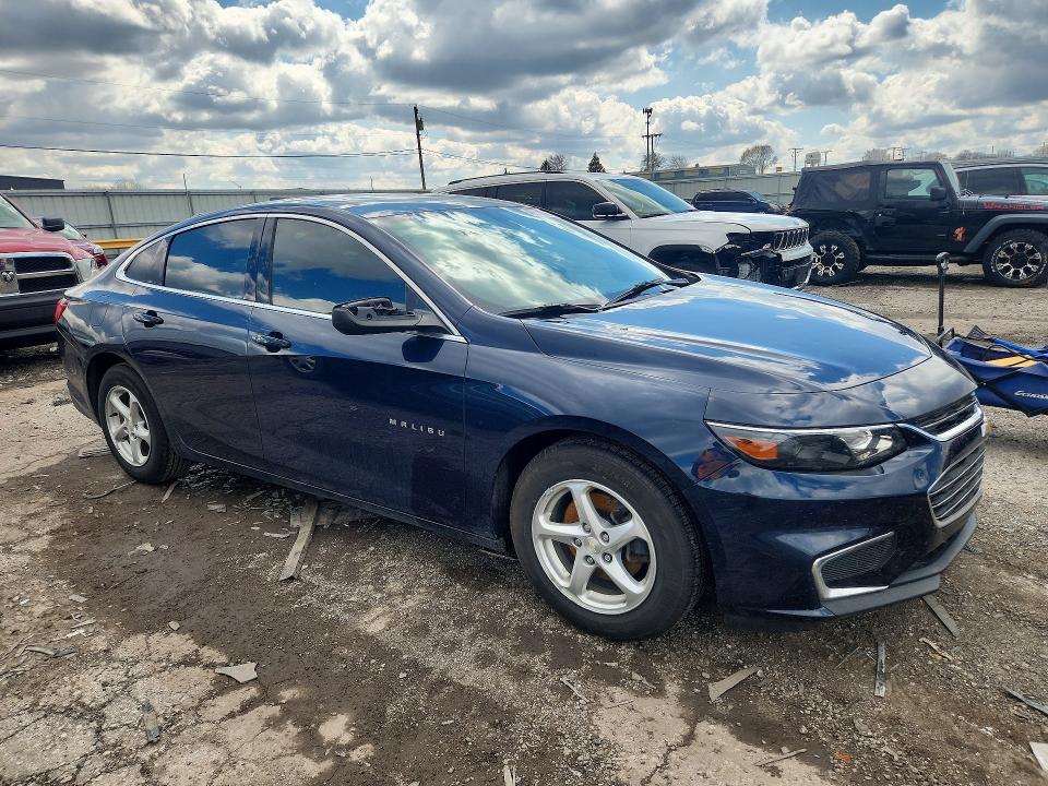 1G1ZB5ST8GF331740