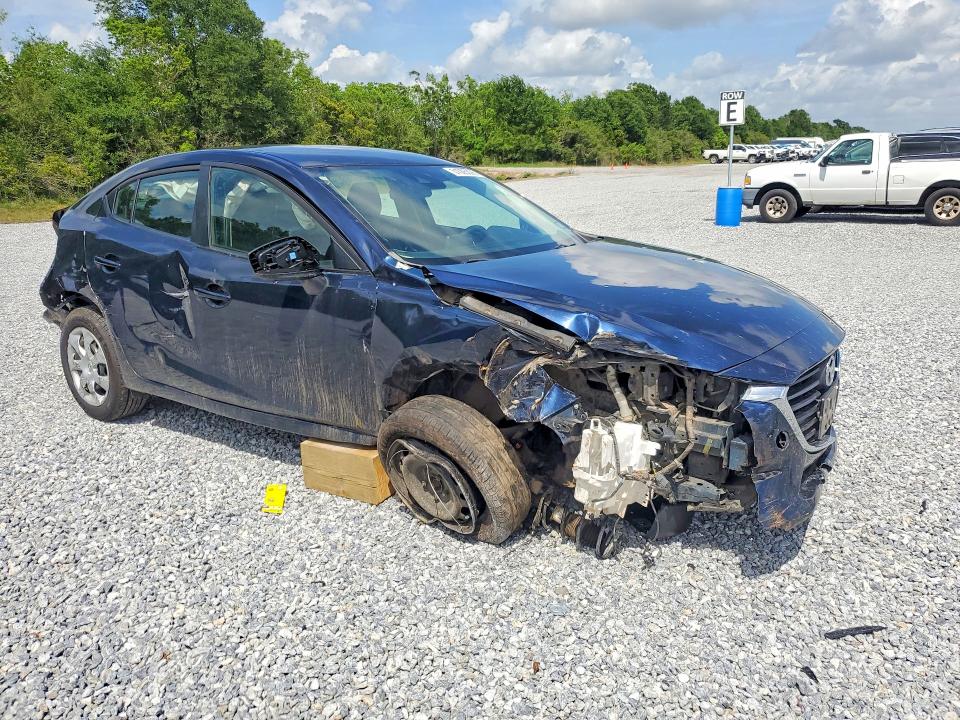 3MZBN1U70JM180177