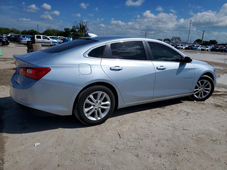 1G1ZD5ST8JF236287