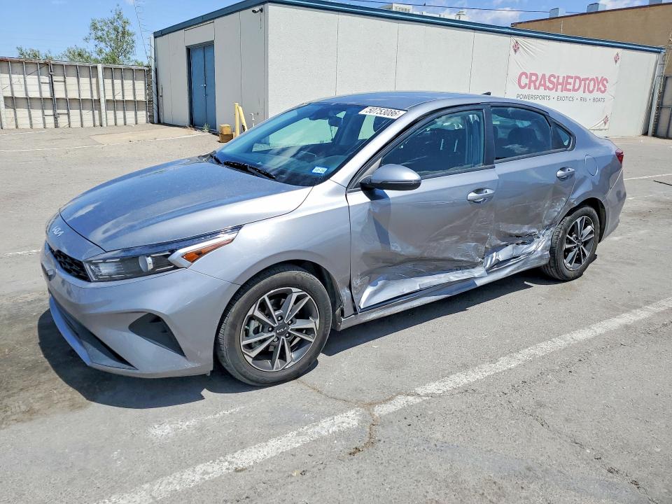 2024 KIA FORTE — VIN 3KPF24AD5RE837604