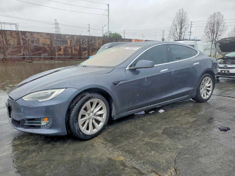 2017 TESLA MODEL S — VIN 5YJSA1E19HF210591