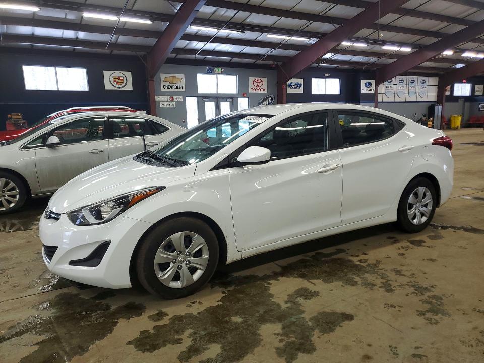 2016 HYUNDAI ELANTRA — VIN 5NPDH4AE9GH691845