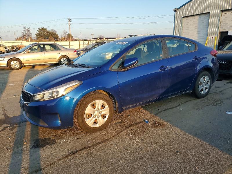2018 KIA FORTE LX — VIN 3KPFL4A77JE233581