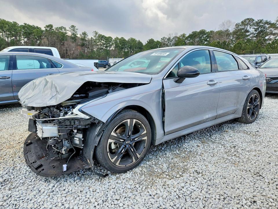 2021 KIA K5 — VIN 5XXG64J21MG070373