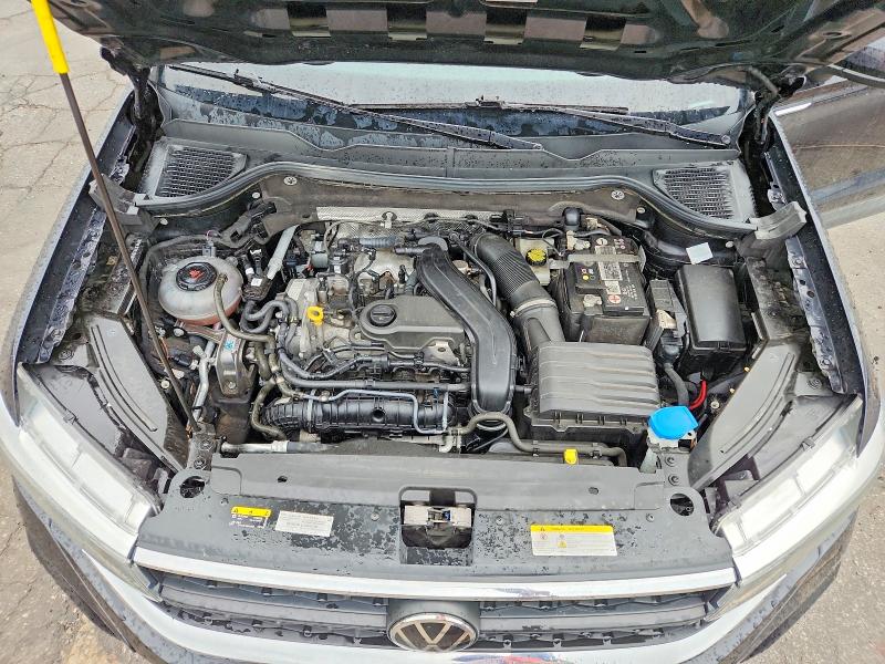 3VVLX7B22NM096669