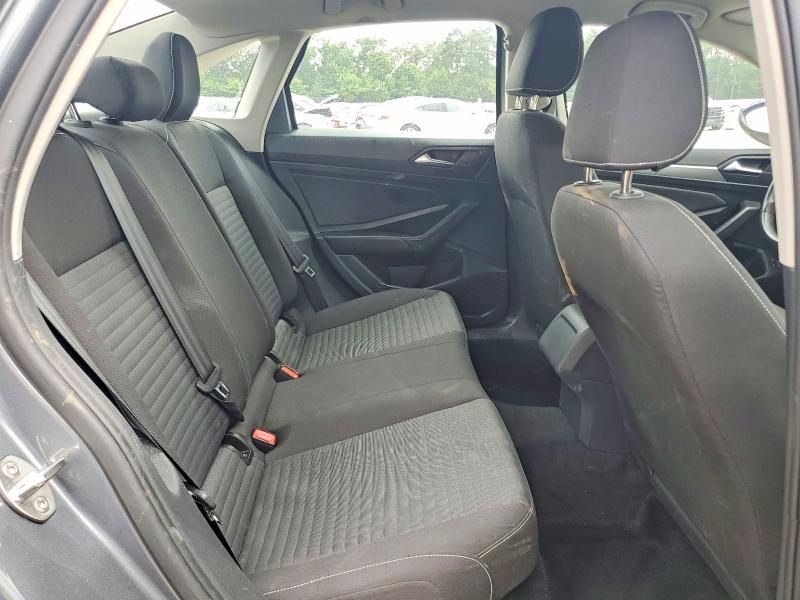 3VW5M7BU5RM071768