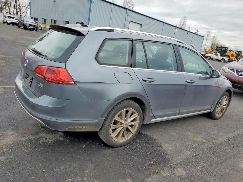 3VWH17AU9HM509388