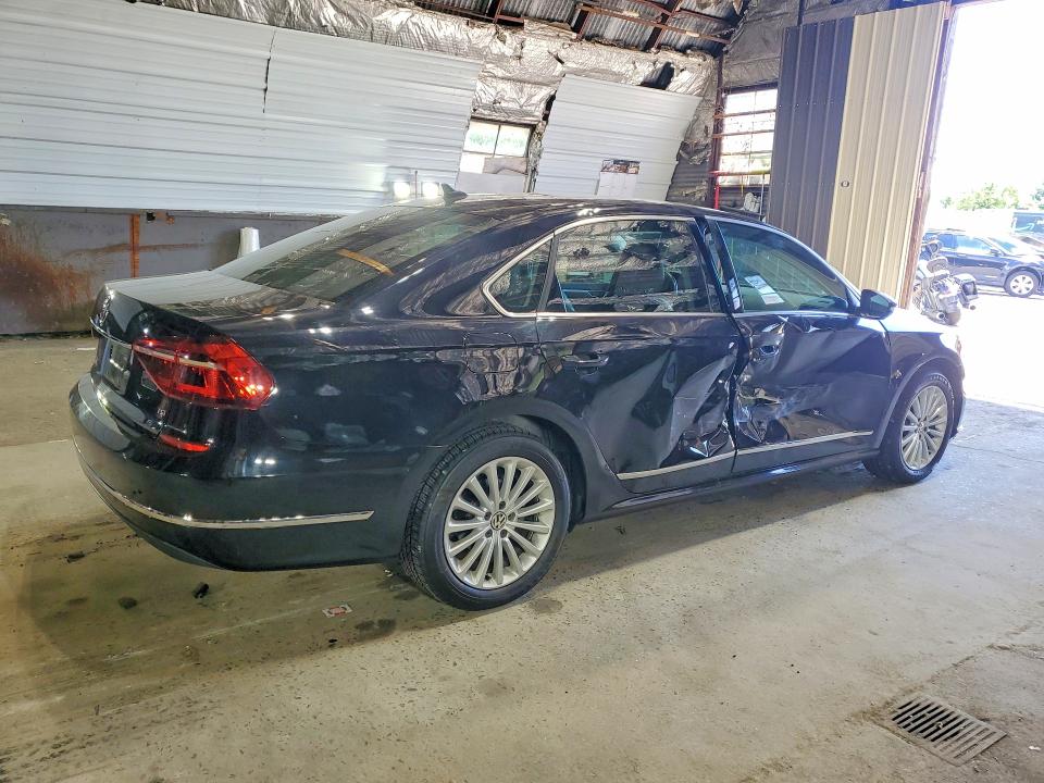 1VWBT7A38HC040013