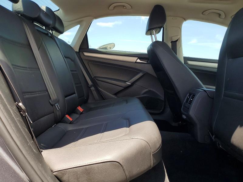 1VWSA7A31MC006687