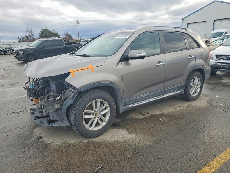 2015 KIA SORENTO — VIN 5XYKT4A65FG592217