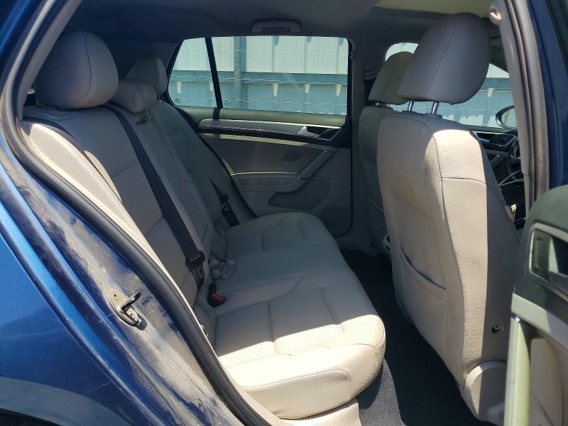 3VW217AU9GM037701
