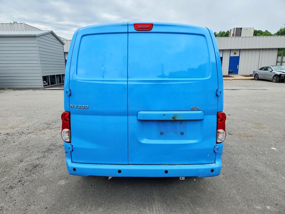 3N6CM0KN2MK690033