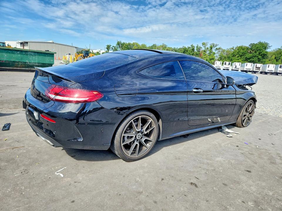 W1KWJ8DB1PG132628