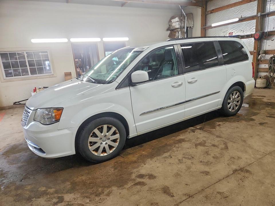 2C4RC1BG0FR588558