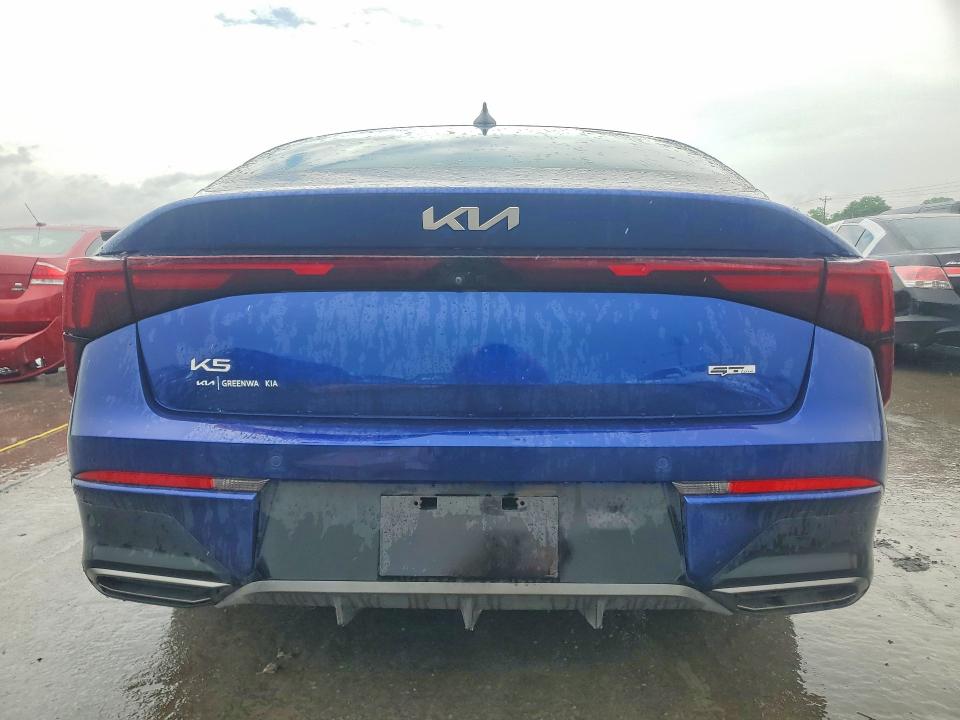 KNAG64J7XS5371637