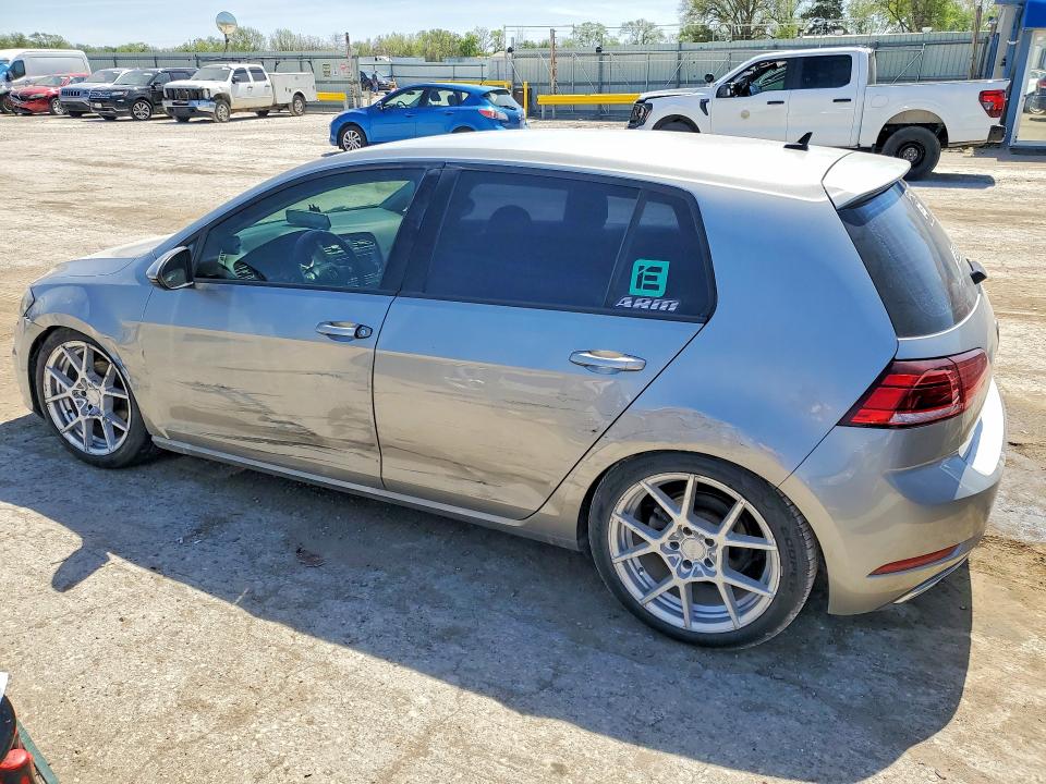 3VWB17AU9JM262692