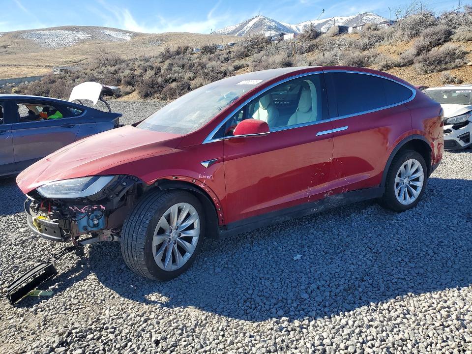 2017 TESLA MODEL X — VIN 5YJXCBE20HF068453