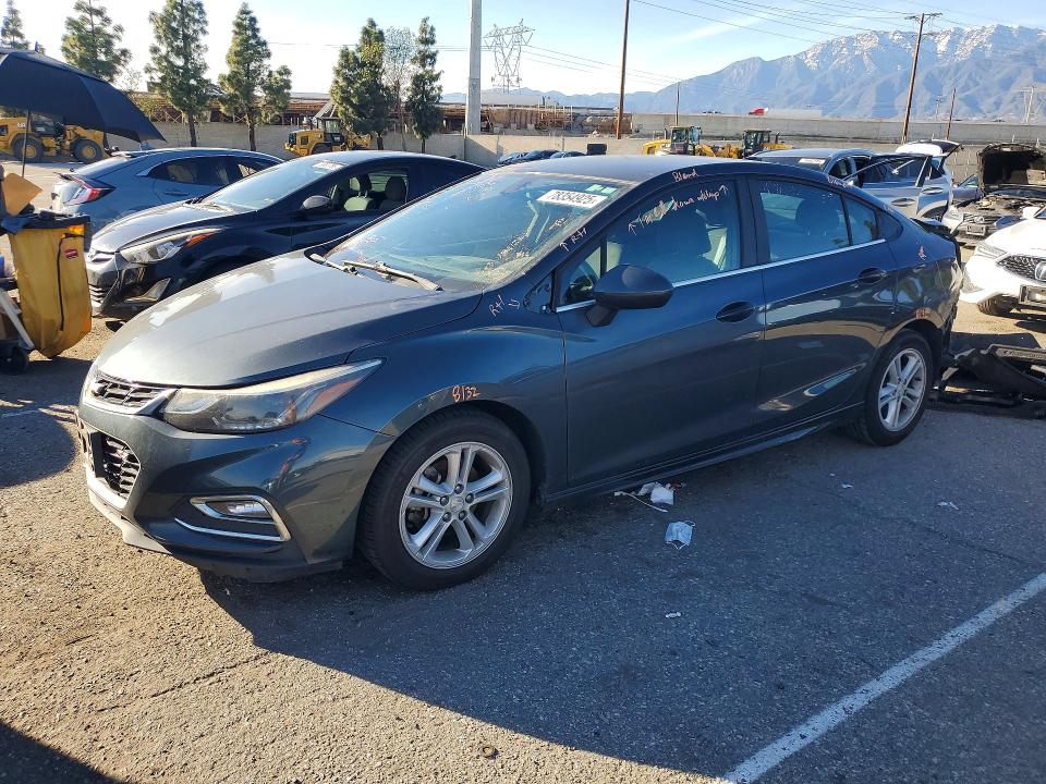 2018 CHEVROLET CRUZE — VIN 1G1BE5SM7J7201158