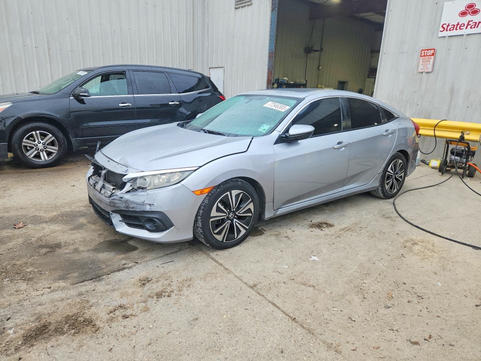 2017 HONDA CIVIC — VIN 2HGFC1F75HH646882