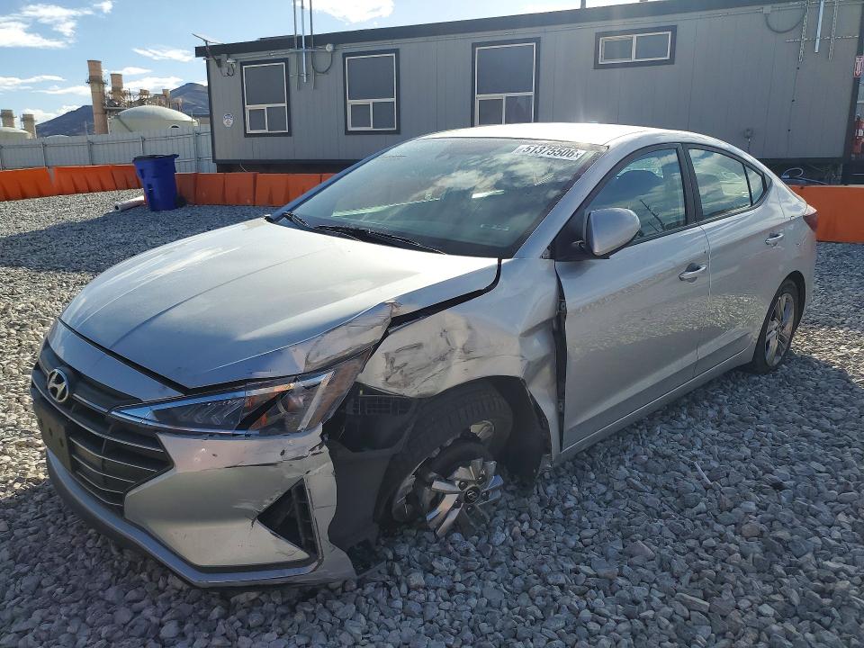 2019 HYUNDAI ELANTRA — VIN KMHD84LF4KU746220