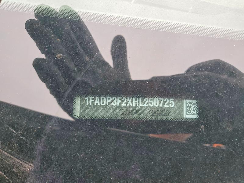 1FADP3F2XHL250725