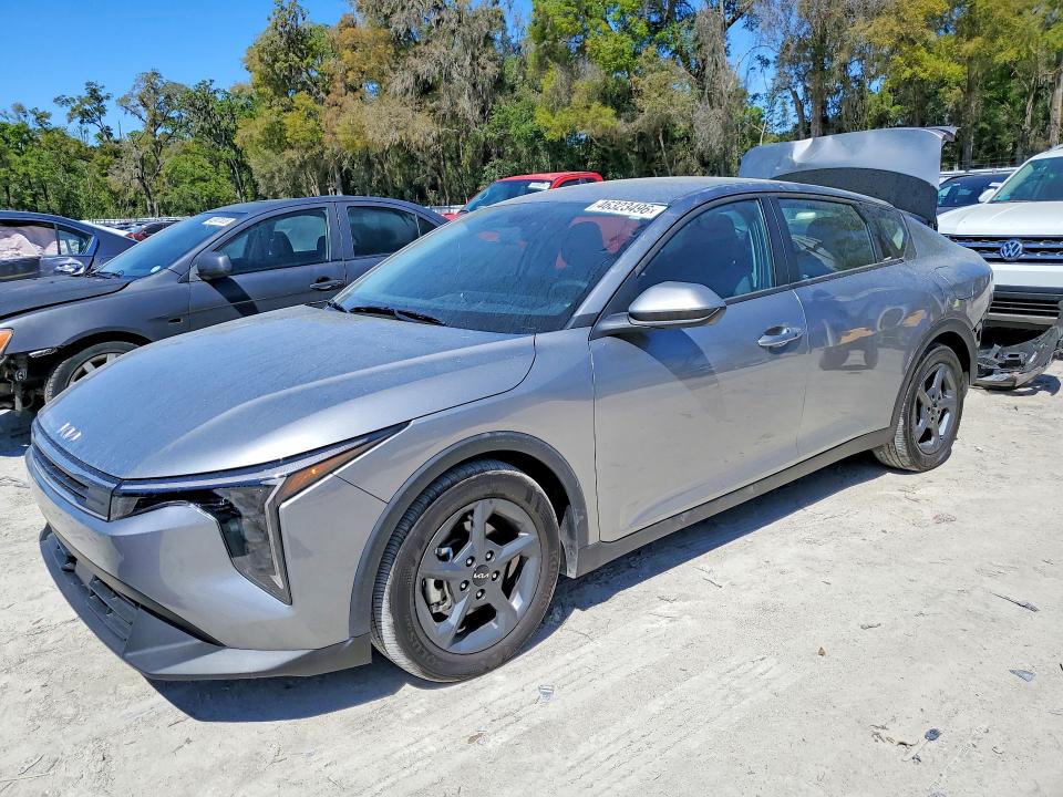 2025 KIA K4 — VIN 3KPFT4DE2SE207692